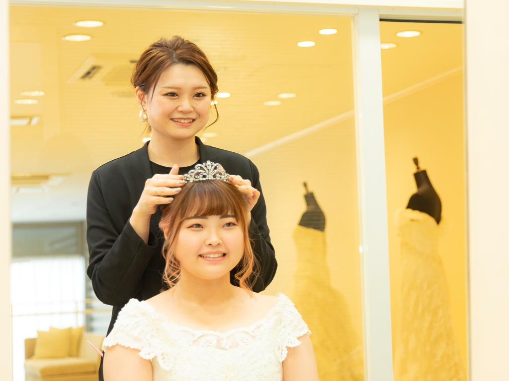 卒業生_ブライダルヘアメイク主濱さん